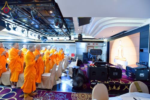 ภาพ No.224796:วันเสาร์ ที่ 10 พฤษภาคม พ.ศ. 2568 วัดพระธรรมกายฮ่องกง จัดพิธีปล่อยปลา บนเรือใหญ่บนอ่าวฮ่องกง และจัดพิธีถวายมหาสังฆทานกลางทะเล ประจำปี 2568 เนื่องในสัปดาห์วิสาขบูชาโลก