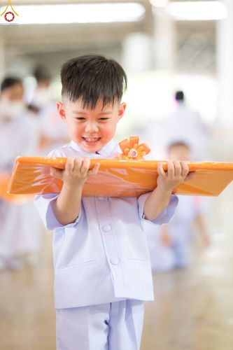 ภาพ No.89000:พิธีทอดผ้าป่าสมทบกฐินครั้งที่ 2 วันศุกร์ที่ 29 กันยายน พ.ศ. 2566 วันเพ็ญขึ้น 15 ค่ำ เดือน 10 ณ ห้องแก้วสารพัดนึก 1 วัดพระธรรมกาย