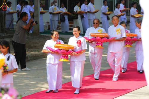 ภาพ No.183823:พิธีทอดกฐิน ณ ศูนย์กัลยาณมิตรพิจิตร ในโครงการทอดกฐินสามัคคีทั่วไทย 30,000 วัด บูชาธรรม 80 ปี หลวงพ่อธัมมชโย โดยคณะศิษยานุศิษย์วัดพระธรรมกาย วันที่ 11 พฤศจิกายน พ.ศ. 2567