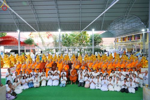 ภาพ No.186368:พิธีบรรจุพระบรมสารีริกธาตุ และพิธีพุทธาภิเษกองค์พระประธาน 150 องค์  ส่งประดิษฐาน ณ ดินแดนพุทธภูมิ อินเดีย-เนปาล ณ วัดประยูรธรรมาราม อ.ลำลูกกา จ.ปทุมธานี วันอาทิตย์ที่ 15 ธันวาคม พ.ศ. 2567