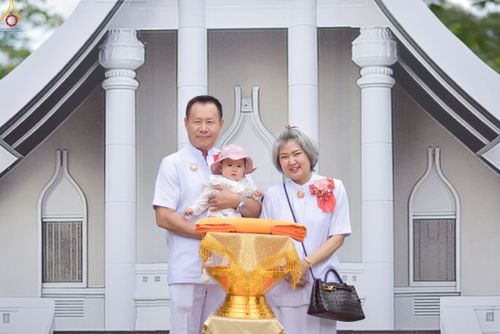 ภาพ No.270420:วันอาทิตย์ที่ 19 ตุลาคม พ.ศ. 2568 พิธีทอดกฐินสามัคคี , พิธีสมโภชพระประธาน อัญเชิญพระบรมสารีริกธาตุบรรจุ ในเกศและประดิษฐานจักรแก้ว ในแผ่นฌานองค์พระประธาน ณ ศูนย์ปฏิบัติธรรมเขาคิชฌกูฏ จ.จันทบุรี