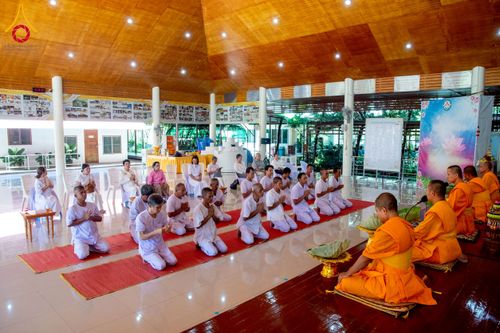 ภาพ No.233023:โครงการบรรพชาอุปสมบทหมู่รุ่นเข้าพรรษา ปี ๒๕๖๘ ระหว่างวันที่ ๒๕ มิ.ย. - ๕ พ.ย. ๒๕๖๘ ณ ศูนย์อบรมเยาวชนบางปะหัน