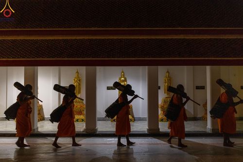 ภาพ No.194130:พระธรรมยาตราปฏิบัติธรรม และถ่ายภาพหมู่ประวัติศาสตร์ ณ วัดสองพี่น้อง ต.ต้นตาล อ.สองพี่น้อง จ.สุพรรณบุรี ในโครงการธรรมยาตรา กตัญญูบูชา มหาปูชนียาจารย์ พระมงคลเทพมุนี(สด จนฺทสโร) พระผู้ปราบมาร อนุสรณ์สถาน 7 แห่ง ปีที่ 13 วันที่ 12 มกราคม พ.ศ. 2568