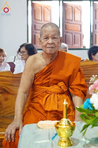 ภาพ No.170505:พิธีทอดกฐิน ณ วัดทองประดิษฐ์ จ.สุพรรณบุรี ในโครงการกฐินสามัคคีทั่วไทย 30,000 วัด บูชาธรรม 80 ปี หลวงพ่อธัมมชโย โดยคณะศิษยานุศิษย์วัดพระธรรมกาย วันที่ 27 ตุลาคม พ.ศ. 2567