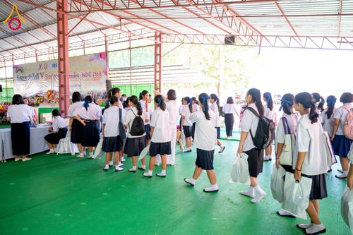 ภาพ No.266691:วันที่ 5 พฤศจิกายน พ.ศ. 2568 รวมพลังเด็กดี V-Star ผู้นำฟื้นฟูศีลธรรมโลก ณ พุทธอุทยานนานาชาติ จังหวัดหนองคาย