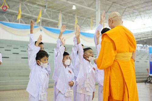 ภาพ No.124511:พิธีถวายรางวัล Guinness World Records "สถิตินั่งสมาธิและร่วมลงชื่อเพื่อสร้างสันติภาพโลก ด้วยจำนวนคนที่มากที่สุดในโลก" ณ สภาธรรมกายสากล วัดพระธรรมกาย วันมาฆบูชา เสาร์ที่ 24 กุมภาพันธ์ พ.ศ. 2567