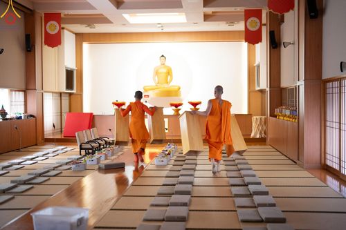 ภาพ No.140511:พิธีทอดผ้าป่าฉลองชัย 20 ปี วัดพระธรรมกายคานากาว่า วันเสาร์ที่ 8 มิถุนายน พ.ศ. 2567