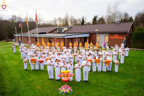 ภาพ No.93403:พิธีทอดกฐินวัดพระธรรมกายบูโรส วันอาทิตย์ที่ 12 พฤศจิกายน พ.ศ. 2566 ณ เมือง บูโรส ประเทศสวีเดน