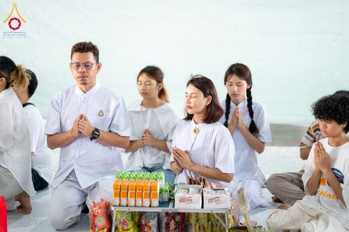 ภาพ No.61956:ตักบาตรฉลองสามเณรใหม่ มัชฌิมธรรมทายาท ณ วิหารคด คอร์ 9 วัดพระธรรมกาย วันที่ 15 เมษายน พ.ศ. 2567