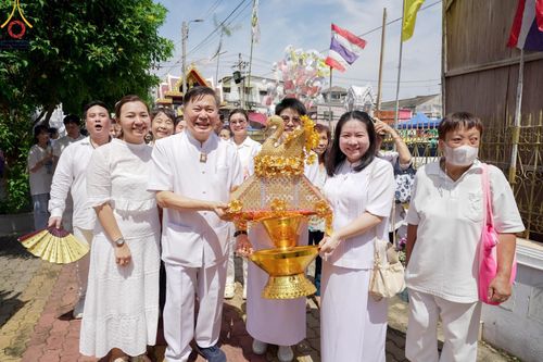 พิธีทอดกฐิน ณ วัดยางสุทธาราม ต.บ้านช่างหล่อ อ.บางกอกน้อย จ.กรุงเทพฯ ในโครงการกฐินสามัคคีทั่วไทย 30,000 วัด บูชาธรรม 80 ปี หลวงพ่อธัมมชโย โดยคณะศิษยานุศิษย์วัดพระธรรมกาย วันที่ 27 ตุลาคม พ.ศ. 2567