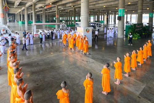 ภาพ No.80392:องค์กรภาคีเครือข่าย "บวร" จังหวัดปทุมธานี ศึกษาดูงานโครงการบรรพชาสามเณรฟื้นฟูพระพุทธศาสนาทั่วไทย ชมนิทรรศการ และสื่อนวัตกรรมพระพุทธศาสนาภาพยนต์ 3 มิติ - จักรวาลนฤมิต เรื่อง "พระสัมมาสัมพุทธเจ้า พระบรมศาสดาเอกของโลก" วันศุกร์ที่ 28 เมษายน พ.ศ.2566