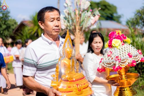 ภาพ No.166060:พิธีทอดกฐิน ณ ที่พักสงฆ์นาเจริญ(คุ้มเกษม) จ.อุบลราชธานี ในโครงการกฐินสามัคคีทั่วไทย 30,000 วัด บูชาธรรม 80 ปี หลวงพ่อธัมมชโย โดยคณะศิษยานุศิษย์วัดพระธรรมกาย วันที่ 20 ตุลาคม พ.ศ. 2567