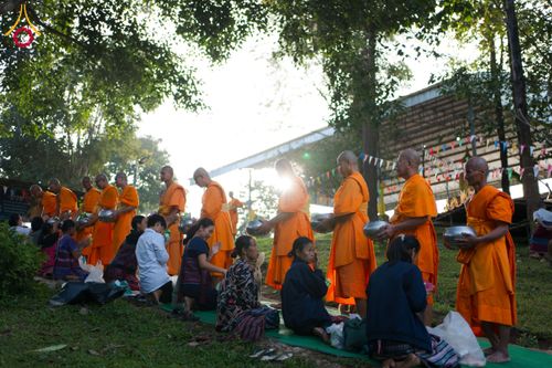 ภาพ No.175576:พิธีทอดกฐิน วัดพระธรรมจาริกบ้านต่อปล้าคี ตำบลแม่สอง อำเภอท่าสองยาง จังหวัดตาก ในโครงการกฐินสามัคคีทั่วไทย 30,000 วัด บูชาธรรม 80 ปี หลวงพ่อธัมมชโย โดยคณะศิษยานุศิษย์วัดพระธรรมกาย วันที่ 15 พฤศจิกายน พ.ศ. 2567