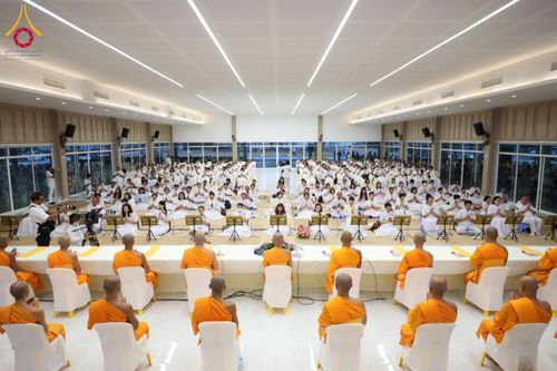 ภาพ No.128096:พิธีถวายภัตตาหารเป็นสังฆทาน แด่คณะพระธรรมยาตราฯ ในโครงการธรรมยาตราอัญเชิญพระบรมสารีริกธาตุ  ประดิษฐาน ณ มหารัตนเจดีย์สิริปทุมสวรรค์ อ.บางกล่ำ จ.สงขลา วันที่ 10 มีนาคม พ.ศ. 2567