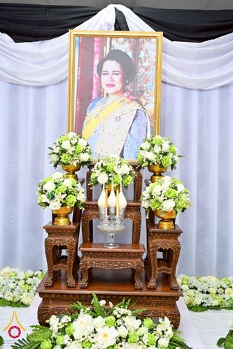 ภาพ No.262432:วันที่ 30 ตุลาคม พ.ศ. 2568 พสกนิกรอำเภอคลองหลวง จัดพิธีบำเพ็ญกุศลสัตตมวาร ถวายพระราชกุศลแด่สมเด็จพระพันปีหลวง ณ วัดพระธรรมกาย