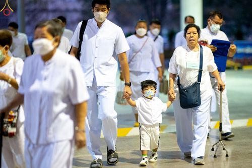 ภาพ No.75507:วัดพระธรรมกายจัด งานบุญวันอาทิตย์ต้นเดือน  มีกิจกรรมดังนี้ พิธีตักบาตร, พิธีบูชาข้าวพระ พระธรรมยาตรารับประกาศนียบัตร โครงการธรรมยาตราฯ ปีที่ 11 ในวันที่ 5 กุมภาพันธ์ พ.ศ. 2566 ณ วัดพระธรรมกาย อ.คลองหลวง จ.ปทุมธานี