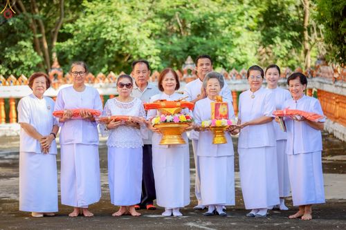 ภาพ No.251912:วันที่ 10 ตุลาคม พ.ศ. 2568 พิธีทอดกฐินสามัคคีทั่วไทย 30,000 วัด โดยคณะศิษยานุศิษย์ บูชาธรรม 81 ปี หลวงพ่อธัมมชโย  ร่วมกับ มหาวิทยาลัยนเรศวร  ณ วัดศรีรัตนาราม(จูงนาง) ต.ท่าทอง อ.เมือง จ.พิษณุโลก