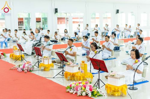 ภาพ No.238502:วันอาทิตย์ที่ 17 สิงหาคม พ.ศ. 2568 พิธีทอดผ้าป่าบำรุงศูนย์อบรมเยาวชนนครปฐม ครบรอบ 14 ปี และพิธีปลูกต้นไม้รอบสระเศรษฐี ณ ศูนย์อบรมเยาวชนนครปฐม