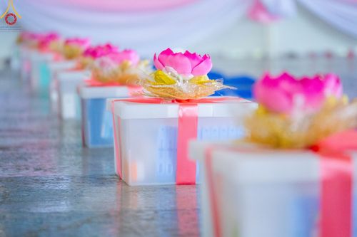 ภาพ No.102345:พิธีถวายอุปกรณ์ทำความสะอาด ณ บ้านแก้วเรือนทองคุณยายอาจารย์ฯ วัดพระธรรมกาย วันเสาร์ที่ 16 ธันวาคม พ.ศ. 2566