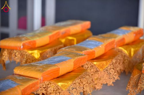 ภาพ No.238048:วันอังคารที่ 12 สิงหาคม พ.ศ. 2568 กิจกรรมวันแม่แห่งชาติ พิธีเปิดห้องปฎิบัติธรรม "กลางใส ใจสว่าง" (World Inner Peace Meditation Room) พิธีลูกกราบคุณแม่-คุณพ่อ พิธีทอดผ้าป่ากองทุนเลี้ยงพระ&กฐิน 30,000 วัด(บูชาธรรมหลวงพ่อ) พิธีไถ่โคท้อง 2 ตัว  ณ วิหารคด 2 ว