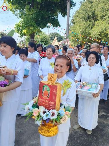 ภาพ No.170837:พิธีทอดกฐิน ณ วัดพัฒนาราม จ.ชัยนาท ในโครงการกฐินสามัคคีทั่วไทย 30,000 วัด บูชาธรรม 80 ปี หลวงพ่อธัมมชโย โดยคณะศิษยานุศิษย์วัดพระธรรมกาย วันที่ 27 ตุลาคม พ.ศ. 2567