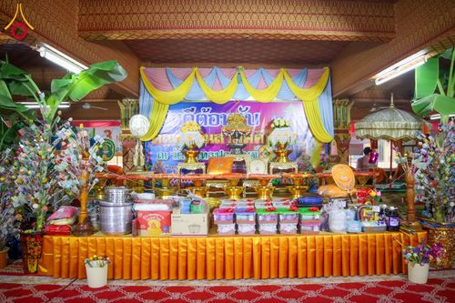 ภาพ No.169314:พิธีทอดกฐิน ณ วัดสุนทรประดิษฐ์ จ.พิษณุโลก ในโครงการกฐินสามัคคีทั่วไทย 30,000 วัด บูชาธรรม 80 ปี หลวงพ่อธัมมชโย โดยคณะศิษยานุศิษย์วัดพระธรรมกาย วันที่ 25 ตุลาคม พ.ศ. 2567