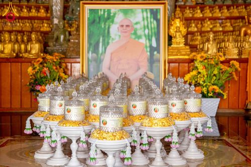 ภาพ No.145456:ศูนย์ปฎิบัติธรรมนครวัด ร่วมกับสำนักงานเจ้าคณะจังหวัดไพลิน ถวายเทียนพรรษา มหาสังฆทานครั้งยิ่งใหญ่ เชื่อมสัมพันธ์ ไทย-กัมพูชา 80 วัด บูชาธรรมธรรมหลวงพ่อธัมมชโย ณ วัดโพธิมาราม จ.ไพลิน ประเทศกัมพูชา วันพุธที่ 17 กรกฎาคม พ.ศ. 2567