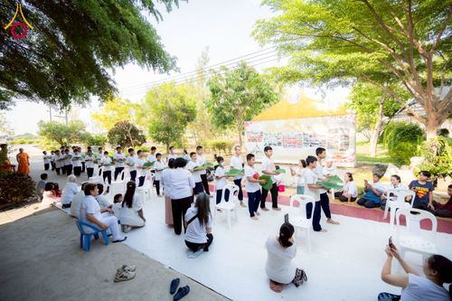 ภาพ No.216826:วันเสาร์ที่ 5 เมษายน พ.ศ. 2568 พิธีตัดปอยผม พิธีขอขมาผู้ปกครอง พิธีมอบบาตรและผ้าไตร พิธีบรรพชา ณ ศูนย์ปฏิบัติธรรมและศูนย์อบรมเยาวชนพระนครศรีอยุธยา ต.พุทเลา อ.บางปะหัน จ.พระนครศรีอยุธยา