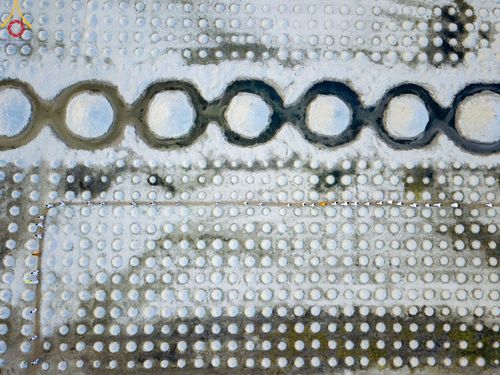 ภาพ No.63226:Photo Story  มหัศจรรย์วัดดงดินแดง Episode 1  พิธีปลงผมนาคธรรมทายาท  ในโครงการบรรพชาอุปสมบทหมู่ ฟื้นฟูพระพุทธศาสนาทั่วไทย วัดดงดินแดง ณ ลำน้ำแม่ตื่น อ.อมก๋อย จ.เชียงใหม่ วันที่ 2 เมษายน พ.ศ. 2567