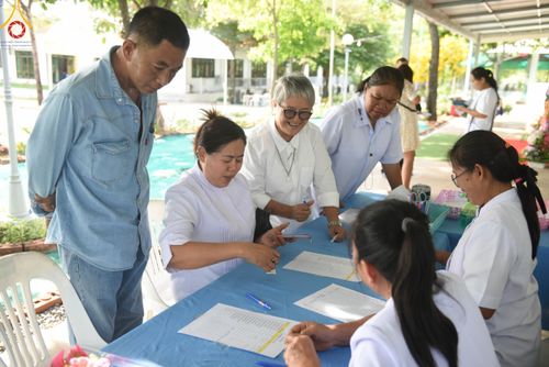 ภาพ No.100992:พิธีตัดปอยผมและปลงผมธรรมทายาท โครงการอุปสมบทบูชาธรรมมหาปูชนียาจารย์ พ.ศ. 2566 ณ ศูนย์อบรมจังหวัดสระบุรี วันเสาร์ที่ 2 ธันวาคม พ.ศ. 2566