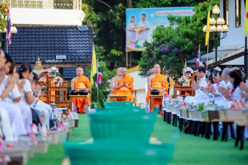 ภาพ No.260239:วันที่ 18 ตุลาคม พ.ศ. 2568 พิธีทอดกฐินสามัคคีทั่วไทย 30,000 วัด โดยคณะศิษยานุศิษย์ บูชาธรรม 81 ปี หลวงพ่อธัมมชโย ณ วัดกิ่วลม ต.บ่อหลวง อ.ฮอด จ.เชียงใหม่