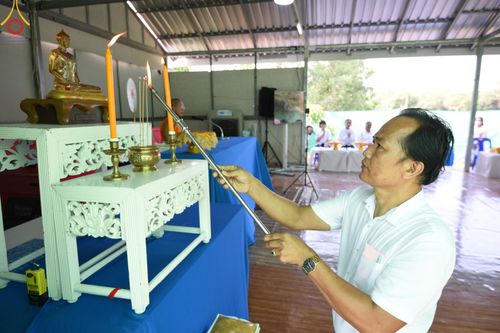 ภาพ No.133165:พิธีตัดปอยผม ธรรมทายาท โครงการสามเณรฟื้นฟูพระพุทธศาสนาทั่วไทย ณ ศูนย์ปฏิบัติธรรมวิหารแดง ตำบลเจริญธรรม อำเภอวิหารแดง จ.สระบุรี  วันที่ 31  มีนาคม พ.ศ. 2567