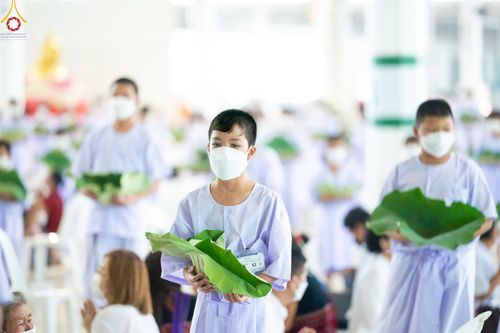 ภาพ No.78692:พิธีปลงผมนาคธรรมทายาท โครงการอบรมยุวธรรมทายาท มัชฌิมธรรมทายาท และธรรมทายาทรุ่นอุดมศึกษา ณ สภาธรรมกายสากล วัดพระธรรมกาย วันเสาร์ที่ 1 เมษายน พ.ศ. 2566