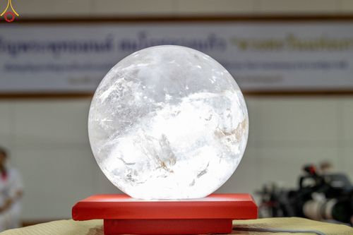 ภาพ No.78115:พิธีเจริญพระพุทธมนต์ สมโภชดวงแก้ว  " ดวงตะวันแห่งเกาหลี "  ดวงแก้ว "บริกรรมนิมิต" เพื่อการเข้าถึงธรรม  วันเสาร์ที่ 18 มีนาคม พ.ศ.2566  ณ อาคารปลูกศรัทธา วัดพระธรรมกาย