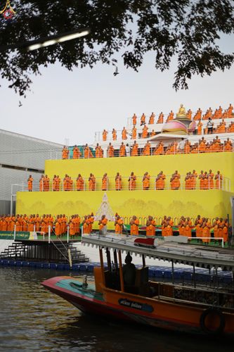 ภาพ No.300109:วันที่ 22 มกราคม พ.ศ.2569 พระธรรมยาตราปฏิบัติธรรม และถ่ายภาพหมู่ประวัติศาสตร์ ณ อาคารธรรมยาตรา กตัญญูบูชามหาปูชนียาจารย์  ตรงข้ามวัดปากน้ำภาษีเจริญ จ.กรุงเทพมหานคร ในโครงการธรรมยาตรา กตัญญูบูชา มหาปูชนียาจารย์ พระมงคลเทพมุนี(สด จนฺทสโร) พระผู้ปราบมาร อนุ