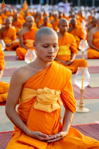 ภาพ No.307694:วันที่ 31 มกราคม พ.ศ. 2569 พิธีจุดประทีปธรรมถวายเป็นพุทธบูชา  และบูชาธรรมมหาปูชนียาจารย์ (ภาพชุดที่ 2) ณ วัดพระธรรมกาย ปทุมธานี ในโครงการธรรมยาตรา กตัญญูบูชา มหาปูชนียาจารย์ พระมงคลเทพมุนี(สด จนฺทสโร) พระผู้ปราบมาร อนุสรณ์สถาน 7 แห่ง ปีที่ 14