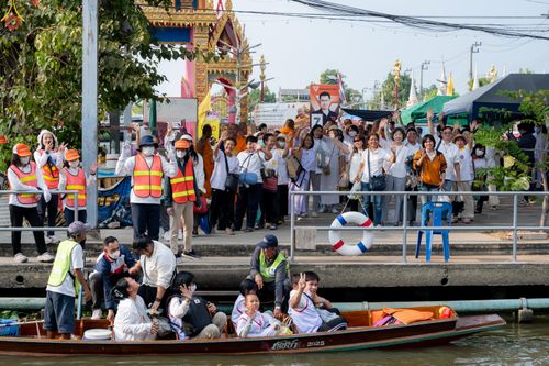 ภาพ No.296786:วันที่ 17 มกราคม พ.ศ. 2569 พิธีจุดประทีปถวายเป็นพุทธบูชา และบูชาธรรมมหาปูชนียาจารย์  ณ วัดโบสถ์บน ต.บางคูเวียง จ.นนทบุรี อนุสรณ์สถานลำดับที่ 4 สถานที่เกิดด้วยกายธรรม ในโครงการธรรมยาตรา กตัญญูบูชา มหาปูชนียาจารย์ พระมงคลเทพมุนี(สด จนฺทสโร) พระผู้ปราบมาร อ