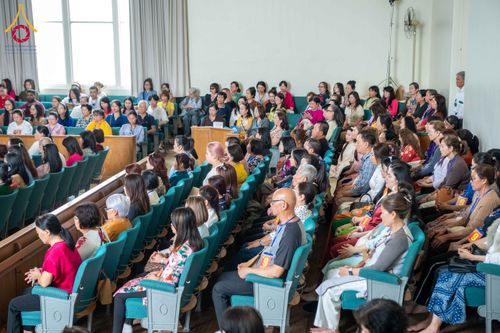 ภาพ No.312953:วันที่ 1 มีนาคม พ.ศ.2569 พิธีบูชาข้าวพระและพิธีสักการะองค์พระธรรมกาย   ณ วัดพระธรรมกายเมลเบิร์น ประเทศออสเตรเลีย