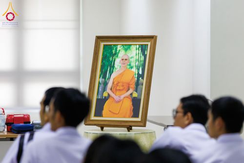 ภาพ No.346215:วันศุกร์ที่ 28 สิงหาคม พ.ศ 2569  บุคลากรใหม่รุ่นที่ 29 เยี่ยมชมศูนย์การแพทย์บุญรักษา ณ วัดพระธรรมกาย