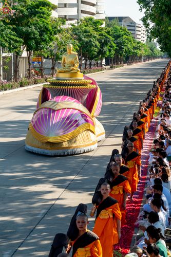ภาพ No.279620:วันที่ 2 มกราคม พ.ศ.2569 พิธีต้อนรับพระธรรมยาตรา ครั้งที่ 1 ณ วัดพระธรรมกาย (วิหารหลวงปู่ - พระมหาธรรมกายเจดีย์)