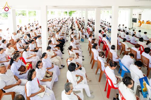 ภาพ No.336247:วันจันทร์ที่ 22 มิถุนายน พ.ศ.2569 พิธีอัญเชิญพระธรรมกาย และบรรจุพระบรมสารีริกธาตุ  ภายในเกศดอกบัวตูม องค์พระประธาน ณ อาคารสมปรารถนา วัดกลางธนรินทร์ ต.บ้านแป้ง อ.พรหมบุรี จ.สิงห์บุรี