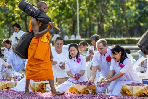 ภาพ No.305810:วันที่ 25 มกราคม พ.ศ. 2569 พิธีต้อนรับพระธรรมยาตรา วัดพระธรรมกาย(ภาพชุดที่ 3) ในโครงการธรรมยาตรา กตัญญูบูชา มหาปูชนียาจารย์ พระมงคลเทพมุนี(สด จนฺทสโร) พระผู้ปราบมาร อนุสรณ์สถาน 7 แห่ง ปีที่ 14