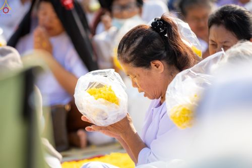ภาพ No.299314:วันที่ 18 มกราคม พ.ศ. 2569 พิธีต้อนรับพระธรรมยาตรา ณ อนุสรณ์สถานลำดับที่ 5 สถานที่เผยแผ่วิชชาธรรมกายครั้งแรก อนุสรณ์สถานบางปลา วัดบางปลา อำเภอบางเลน จังหวัดนครปฐม ในโครงการธรรมยาตรา กตัญญูบูชา มหาปูชนียาจารย์ พระมงคลเทพมุนี(สด จนฺทสโร) พระผู้ปราบมาร อนุส