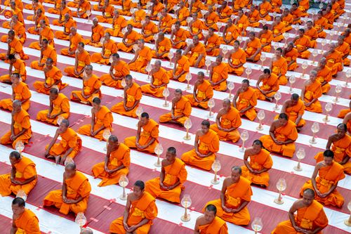 ภาพ No.293903:วันที่ 14 มกราคม พ.ศ. 2569 พิธีจุดประทีปถวายเป็นพุทธบูชา และบูชาธรรมมหาปูชนียาจารย์  ณ วัดสองพี่น้อง ต.ต้นตาล อ.สองพี่น้อง จ.สุพรรณบุรี ในโครงการธรรมยาตรา กตัญญูบูชา มหาปูชนียาจารย์ พระมงคลเทพมุนี(สด จนฺทสโร) พระผู้ปราบมาร อนุสรณ์สถาน 7 แห่ง ปีที่ 14