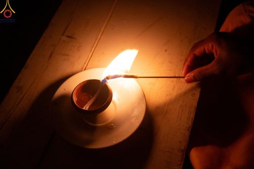 ภาพ No.141174:PhotoStory มหาศรัทธา ธรรมยาตราศรีลังกา EP.6 พิธีจุดวิสาขประทีป 6 วัด ถวายเป็น พุทธบูชา  โครงการสยาม-ลังกา ธรรมยาตรา  ฉลองเทศกาลวิสาขบูชาแห่งชาติ ศรีลังกา  บูชาธรรม 80 ปี หลวงพ่อธัมมชโย วันที่ 16 พฤษภาคม พ.ศ. 2567