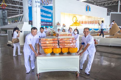 ภาพ No.131717:พิธีร่วมบุญบรรพชาสามเณร 5,000 รูป ณ บ้านแก้วเรือนทองคุณยาย สภาธรรมกายสากล วัดพระธรรมกาย วันเสาร์ที่ 23 มีนาคม พ.ศ. 2567