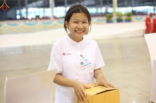 ภาพ No.61469:V.36 ทุ่มเทเพื่อพ่อ 80 ปี ภาพการเตรียมงานของหน่วยงานต่างๆ เพื่อพิธีฉลองอายุวัฒนมงคล 80 ปี หลวงพ่อธัมมชโย และรับถวายมหาสังฆทาน 10,000 กว่าวัดทั่วประเทศ ในวันคุ้มครองโลก จันทร์ที่ 22 เมษายน พ.ศ.2567