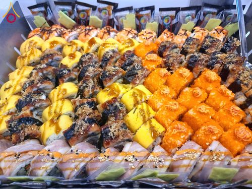 ภาพ No.204413:พิธีถวายภัตตาหารเป็นสังฆทาน แด่พระธรรมยาตรา ณ วัดพระธรรมกาย ตำบลคลองสาม อำเภอคลองหลวง จังหวัดปทุมธานี ในโครงการธรรมยาตรา กตัญญูบูชา มหาปูชนียาจารย์ พระมงคลเทพมุนี(สด จนฺทสโร) พระผู้ปราบมาร อนุสรณ์สถาน 7 แห่ง ปีที่ 13 วันที่ 31 มกราคม พ.ศ. 2568