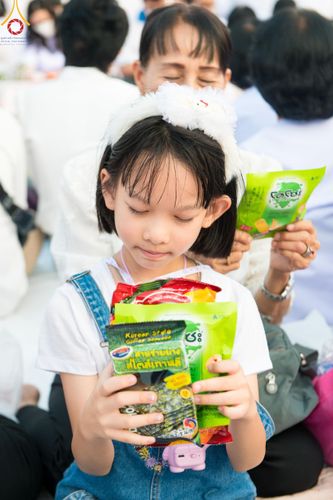 ภาพ No.116167:พิธีตักบาตรพระธรรมยาตรา ณ อนุสรณ์สถานลำดับที่ 4 สถานที่เกิดด้วยกายธรรม วัดโบสถ์(บน) จ.นนทบุรี วันที่ 21 มกราคม พ.ศ. 2567