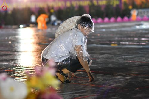 ภาพ No.119514:V.18 ทันทีม การเตรียมงาน เก็บงาน การรับบุญของเจ้าหน้าที่หน่วยงานต่างๆ เพื่อโครงการธรรมยาตรา กตัญญูบูชามหาปูชนียาจารย์ พระมงคลเทพมุนี (สด จนฺทสโร) พระผู้ปราบมาร อนุสรณ์สถาน 7 แห่ง ปีที่ 12 ระหว่างวันที่ 2 - 31 มกราคม พ.ศ.2567